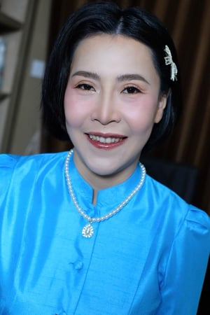 วันนี้ดูแล คุณแม่หมวย เป็นตัวแทนคุณแม่ในงานวันแม่ของโรงเรียน…