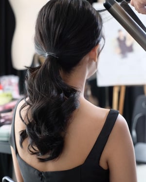 เบื้องหลังการทำงาน พรีเวดดิ้งแบบเริ่ดๆ เราดูแลหน้าผม ทุกลุค…