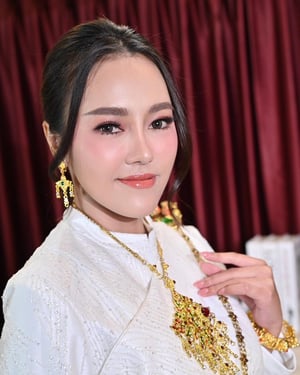 เจ้าสาวชุดไทย ของ Phatzii