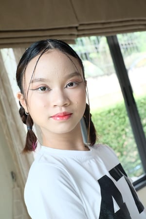 ดูแลน้องถิงๆ ไปงานเต้น