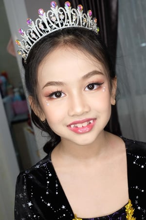 ดูแลหน้า-ผม น้องอันดา ไปงานโรงเรียนค่าา