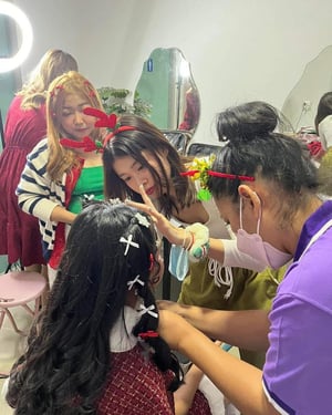วันนี้พี่เดียร์เอาเบื้องหลังการทำงานของท…