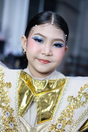 แต่งหน้าเชียร์หรีดเดอร์ น้องเอมมี่ค่า