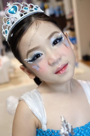 แต่งหน้าน้องซานญ่า ไปประกวด ชุดรีไซเคิล