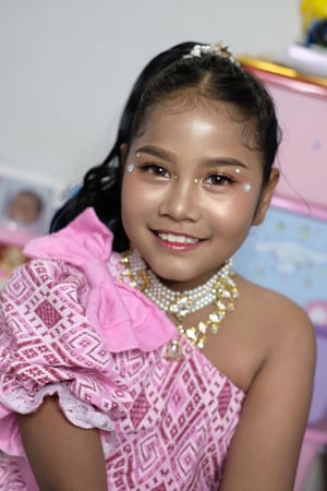 น้องไอเดีย ทำกิจกรรมที่โรงเรียนกันค่า
