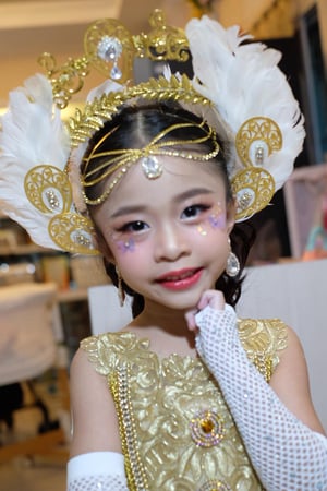 แต่งหน้าทำผมดรัมเมเยอร์ค่า