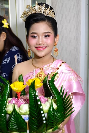 นางนพมาศปีนี้ นำเสนอ น้องใบบัวค่าาา