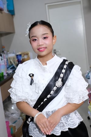 วันนี้แต่งหน้าทำผม น้องจันทร์เจ้า ร่วมเด…