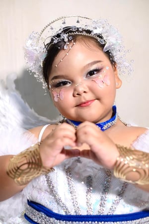 เสกดรัมเมเยอร์นางฟ้าตัวน้อย น้องเฮนน่า ก…