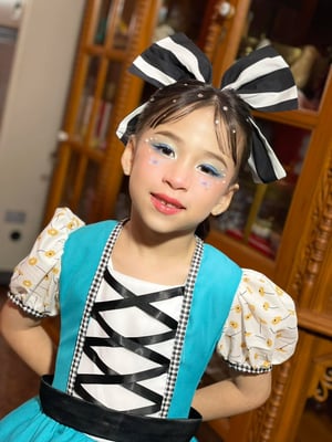 กีฬาสีสีฟ้า จาก2สาว พี่น้องคู่ซี้