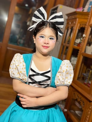 กีฬาสีสีฟ้า จาก2สาว พี่น้องคู่ซี้