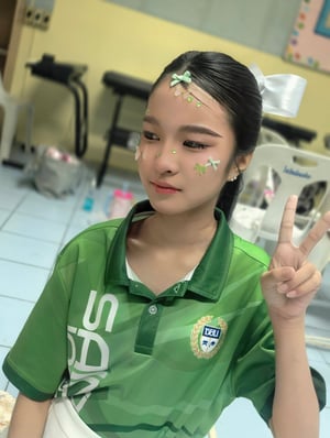 เสิร์ฟๆๆ สาวเชียร์หรีดเดอร์ โรงเรียนเซนต…