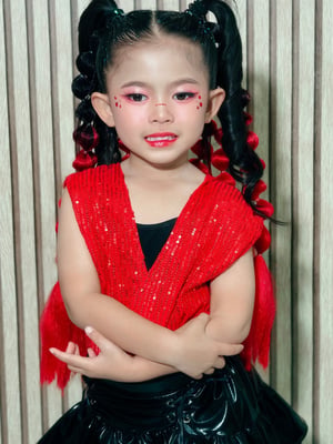 แต่งหน้าทำผมน้องแองจี้ กับงานกีฬาสีโรงเร…