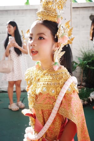 ผลงานการแต่งหน้า นางสุวรรณวัทฉา #งานวันภ…